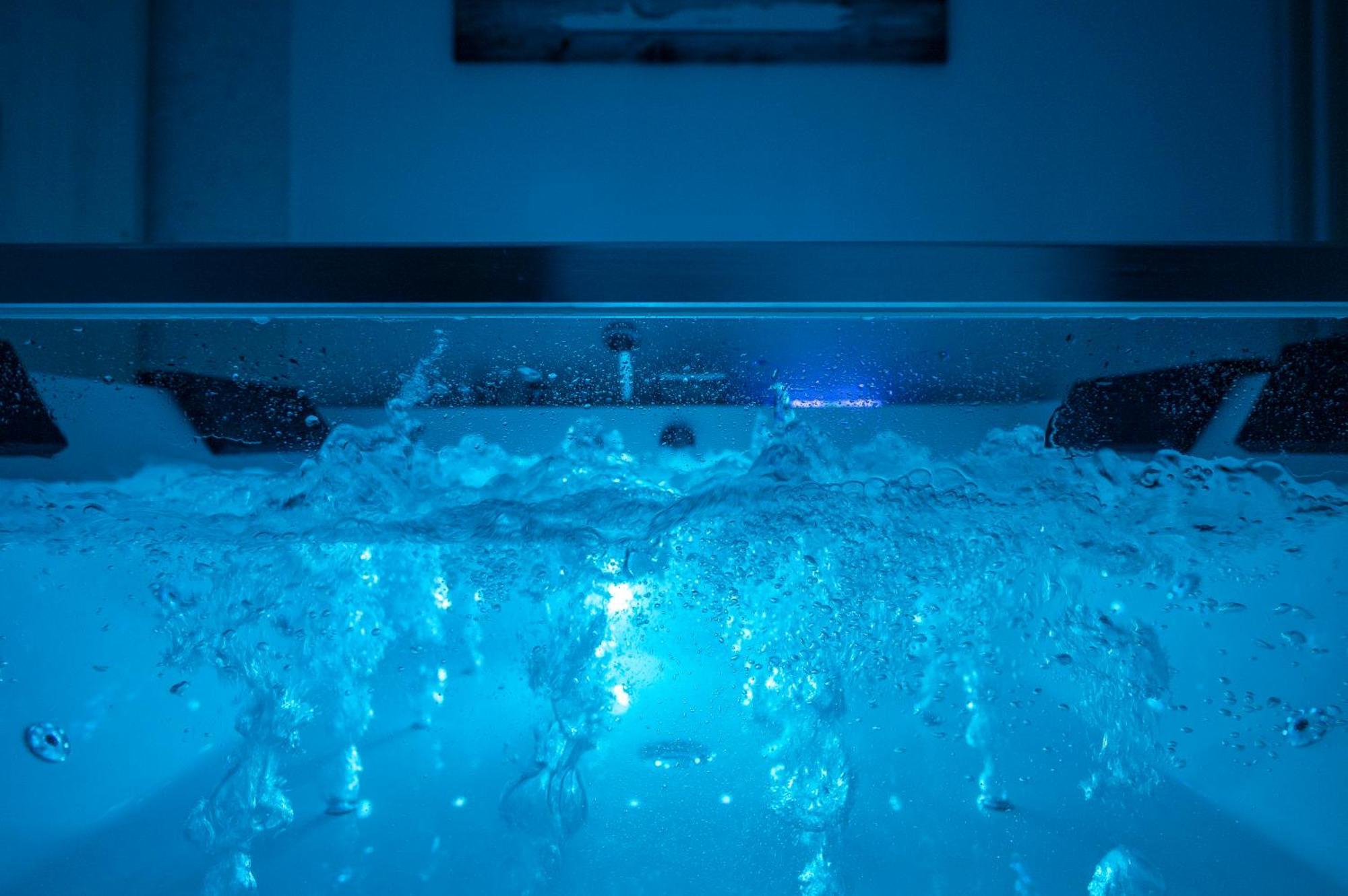 Premium Jacuzzi Suite At The City Center, By Aqua Platinum Tessalónica Exterior foto