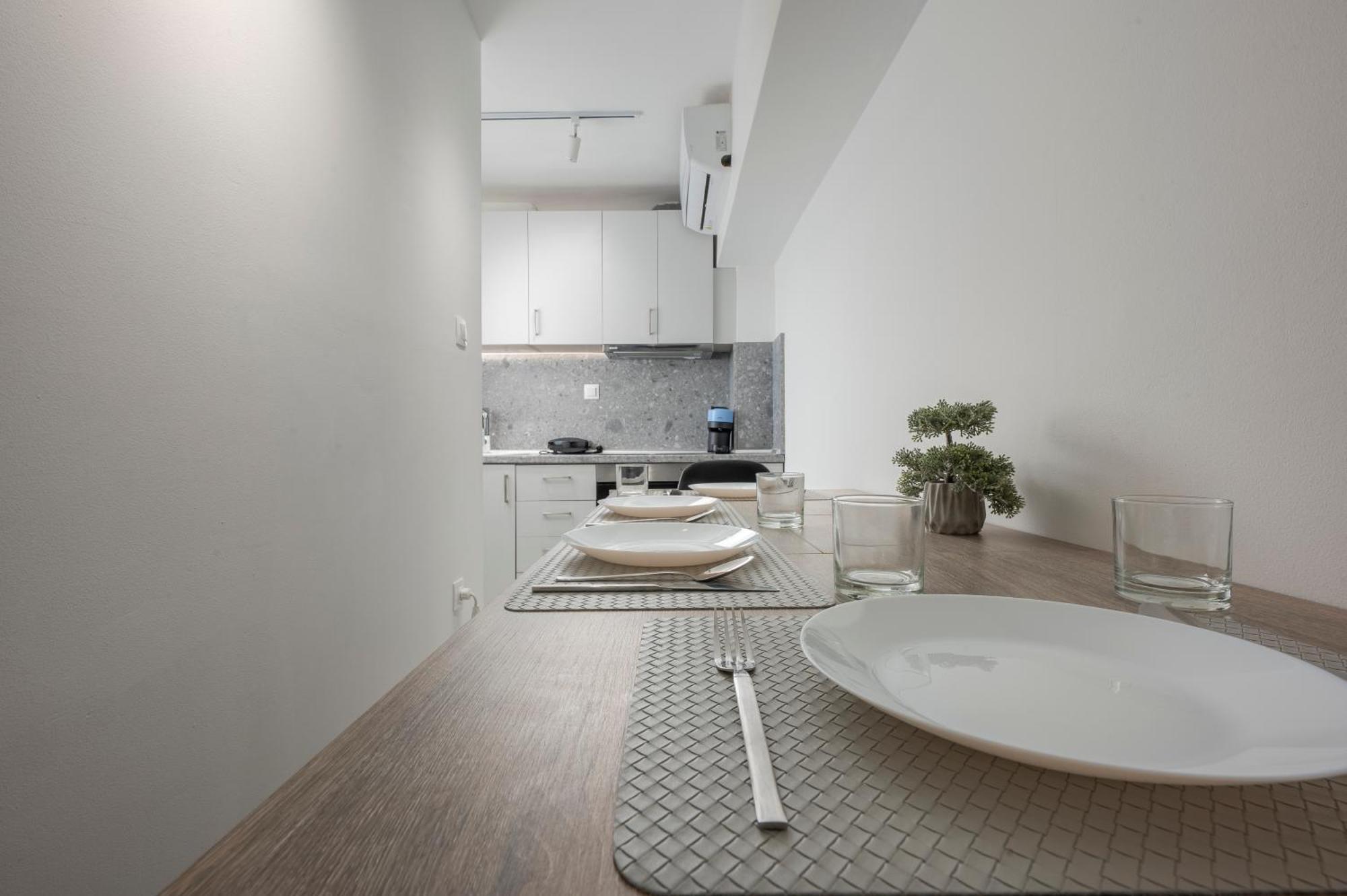 Premium Jacuzzi Suite At The City Center, By Aqua Platinum Tessalónica Exterior foto